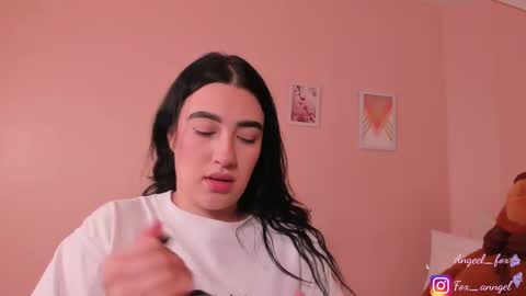 Angel  online show from October 2025 02:31:01 AM