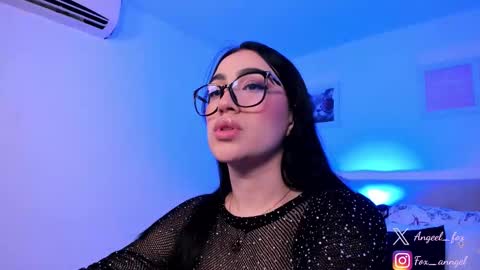 Angel  online show from November 2025 12:21:01 AM