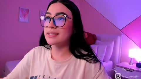 Angel  online show from February 2026 06:40:02 AM