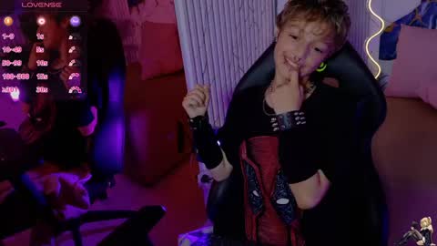 angeel_tay online show from June 2026 07:30:02 PM