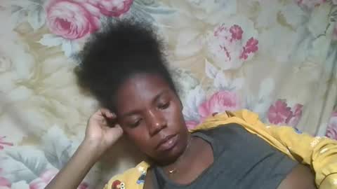 Snapshot of angeeliine chatting on April 2026 06:52:01 PM angeeliine online show from April 2026 06:52:01 PM
