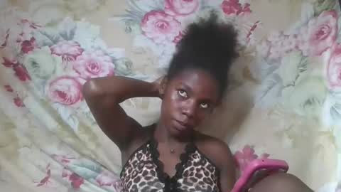 Snapshot of angeeliine chatting on April 2026 06:42:02 PM angeeliine online show from April 2026 06:42:02 PM