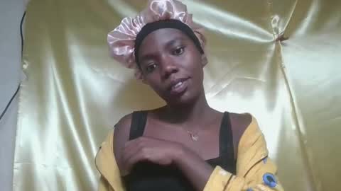 Snapshot of angeeliine chatting on April 2026 05:21:02 PM angeeliine online show from April 2026 05:21:02 PM
