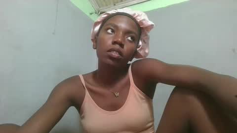 Snapshot of angeeliine chatting on May 2026 11:15:01 AM angeeliine online show from May 2026 11:15:01 AM
