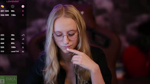 angeellina online show from December 2024 06:54:02 PM