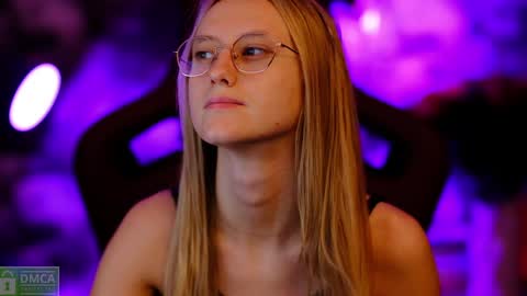 angeellina online show from January 2025 05:33:01 PM