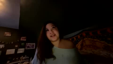Snapshot of angel160367 chatting on May 2026 06:42:02 AM Sammi online show from May 2026 06:42:02 AM