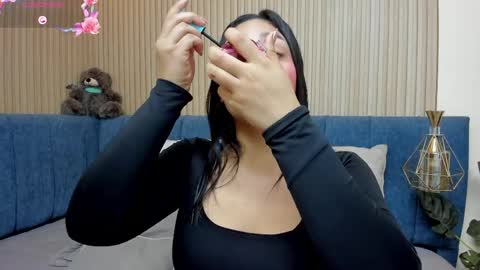 Snapshot of angel__ponce chatting on April 2026 07:08:02 PM angel__ponce online show from April 2026 07:08:02 PM