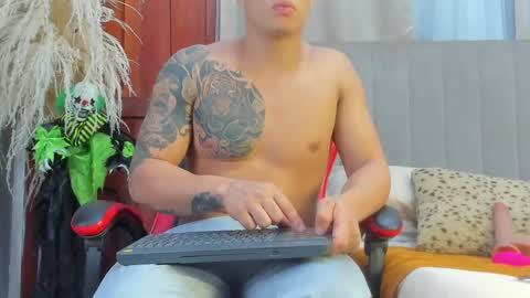 Snapshot of angel_adamx chatting on October 2025 03:28:02 AM Angel online show from October 2025 03:28:02 AM