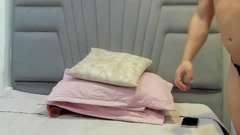 Snapshot of angel_adamx chatting on November 2025 03:18:02 AM Angel online show from November 2025 03:18:02 AM