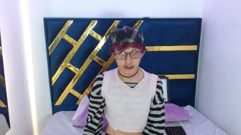 Snapshot of angel_adrien chatting on January 2026 12:52:01 PM Angel online show from January 2026 12:52:01 PM