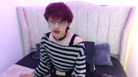 Snapshot of angel_adrien chatting on February 2026 12:54:01 PM Angel online show from February 2026 12:54:01 PM