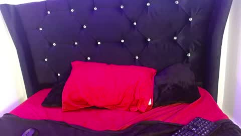 Angel  online show from February 2026 01:22:01 PM