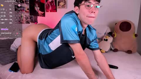 Angel   help me with 100 thumbs up online show from February 2026 08:27:02 PM