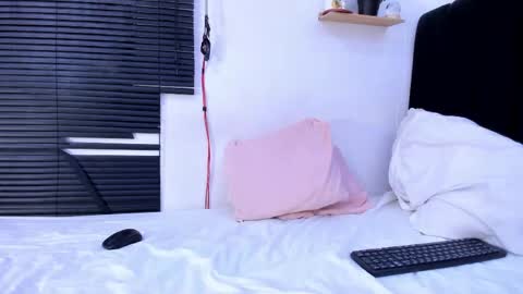 angel_boy0 online show from June 2026 09:53:02 PM