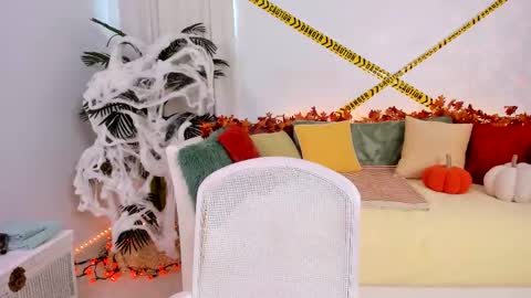 Snapshot of angel_claire chatting on October 2025 09:16:02 PM Claire - be back soon online show from October 2025 09:16:02 PM