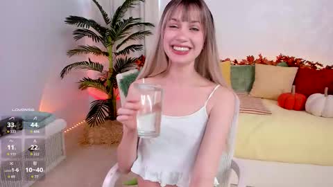 Snapshot of angel_claire chatting on November 2025 09:00:02 PM Claire - be back soon online show from November 2025 09:00:02 PM