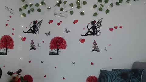 Snapshot of angel_curl chatting on December 2024 05:44:01 PM Angel Curl online show from December 2024 05:44:01 PM