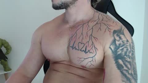 Snapshot of angel_curl chatting on February 2026 07:06:02 PM Angel Curl online show from February 2026 07:06:02 PM