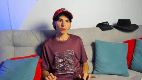 angel_dustt1 online show from May 2026 08:39:02 PM