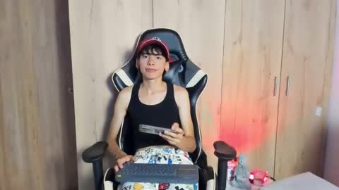 angel_dustt1 online show from June 2026 08:30:02 PM