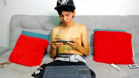 angel_dustt1 online show from June 2026 09:30:01 PM