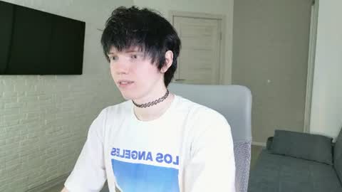 Snapshot of angel_fear chatting on July 2026 02:04:01 PM Ray online show from July 2026 02:04:01 PM
