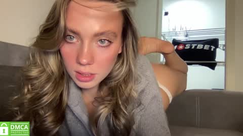 Snapshot of angel_from_sky chatting on December 2024 12:23:01 PM Greetings Jess online show from December 2024 12:23:01 PM