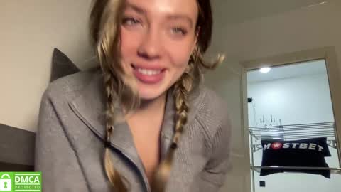 Snapshot of angel_from_sky chatting on December 2024 03:23:01 PM Greetings Jess online show from December 2024 03:23:01 PM