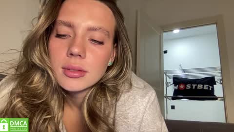 Snapshot of angel_from_sky chatting on January 2025 12:07:02 PM Greetings Jess online show from January 2025 12:07:02 PM