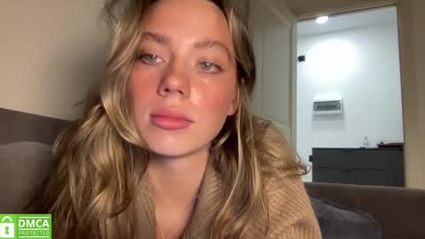 Snapshot of angel_from_sky chatting on February 2025 03:46:01 PM Greetings Jess online show from February 2025 03:46:01 PM