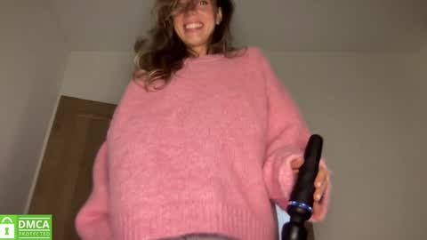 Snapshot of angel_from_sky chatting on November 2025 01:09:02 PM Greetings Jess online show from November 2025 01:09:02 PM