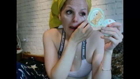 Snapshot of angel_girllovemy chatting on January 2026 09:34:02 AM ANGEL online show from January 2026 09:34:02 AM