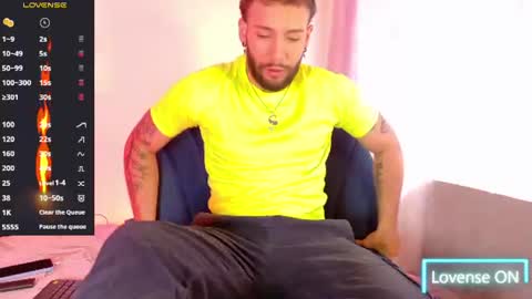 angel_kyrozz online show from July 2026 07:16:01 PM