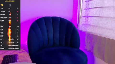 angel_kyrozz online show from July 2026 07:05:02 PM