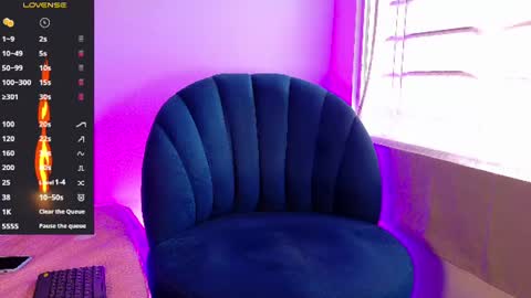 angel_kyrozz online show from July 2026 07:10:02 PM