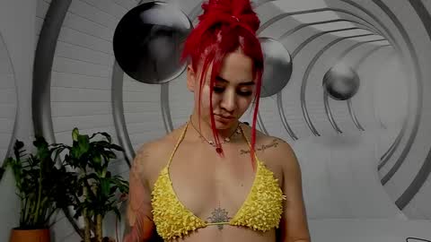 Snapshot of angel_martins chatting on December 2024 06:37:02 PM Angel online show from December 2024 06:37:02 PM