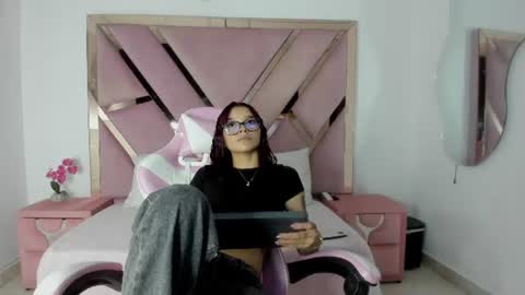 Angell online show from July 2026 07:19:02 PM