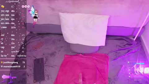 Snapshot of angel_rouse_1 chatting on December 2025 04:09:01 AM Angel online show from December 2025 04:09:01 AM