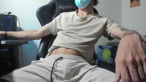 Snapshot of angel_straight chatting on November 2025 01:54:01 PM angel_straight online show from November 2025 01:54:01 PM