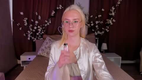 Angelica online show from June 2026 05:42:02 AM