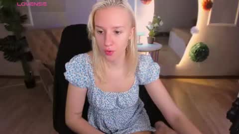 Angelica online show from July 2026 02:01:01 PM