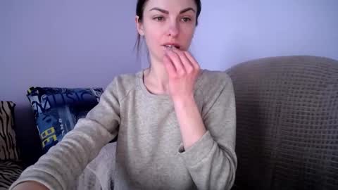 Snapshot of angel_zoe77 chatting on March 2026 10:54:01 AM Zoe online show from March 2026 10:54:01 AM