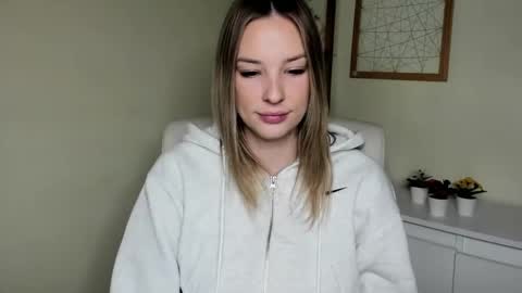 Snapshot of angela21babe chatting on January 2026 09:24:02 AM Angela online show from January 2026 09:24:02 AM