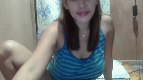 Snapshot of angela413796 chatting on December 2024 07:41:02 PM angela413796 online show from December 2024 07:41:02 PM