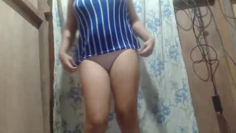 Snapshot of angela413796 chatting on January 2025 02:07:02 AM angela413796 online show from January 2025 02:07:02 AM