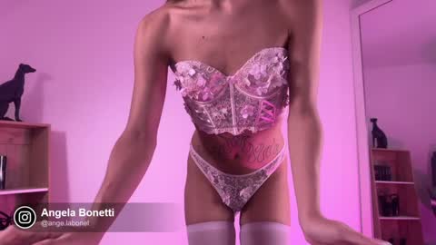 Angela Bonetti online show from January 2025 04:17:01 AM