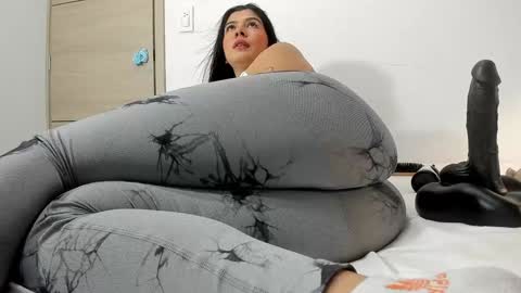 Angela online show from December 2024 03:53:01 PM