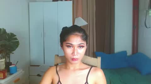 Snapshot of angela_mccollins chatting on December 2024 02:04:02 AM angela online show from December 2024 02:04:02 AM