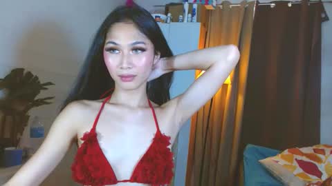 Snapshot of angela_mccollins chatting on February 2026 11:54:01 PM angela online show from February 2026 11:54:01 PM